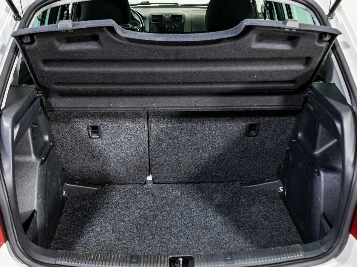 Skoda Fabia б/у, 2014, Автоматическая. Фото: #15