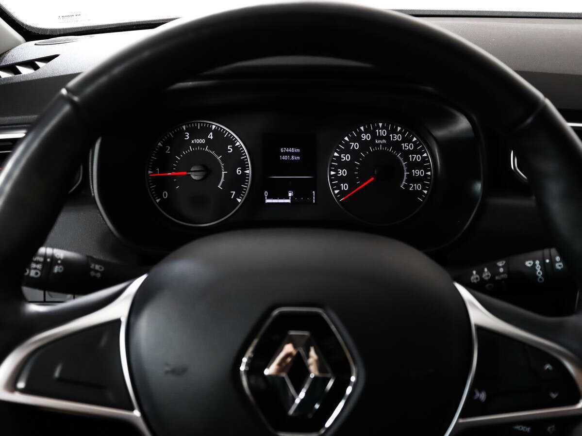 Renault Duster б/у, 2022, Механическая. Фото: #11