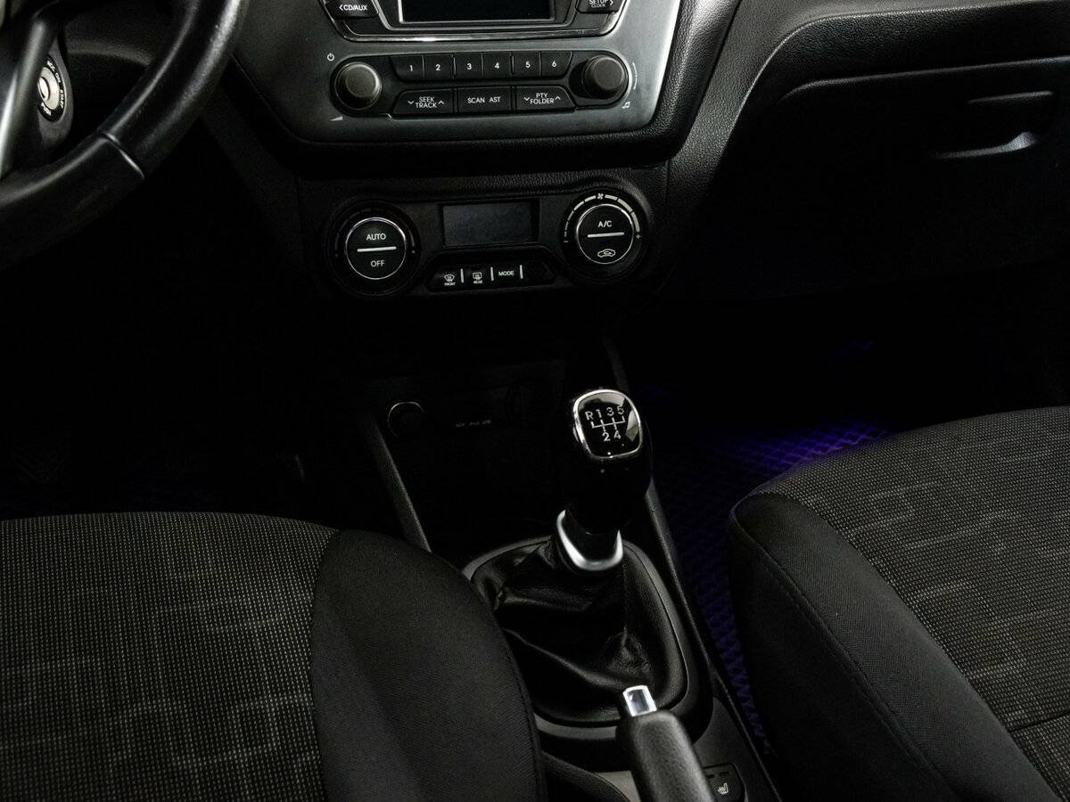 Kia Rio б/у, 2012, Механическая. Фото: #10