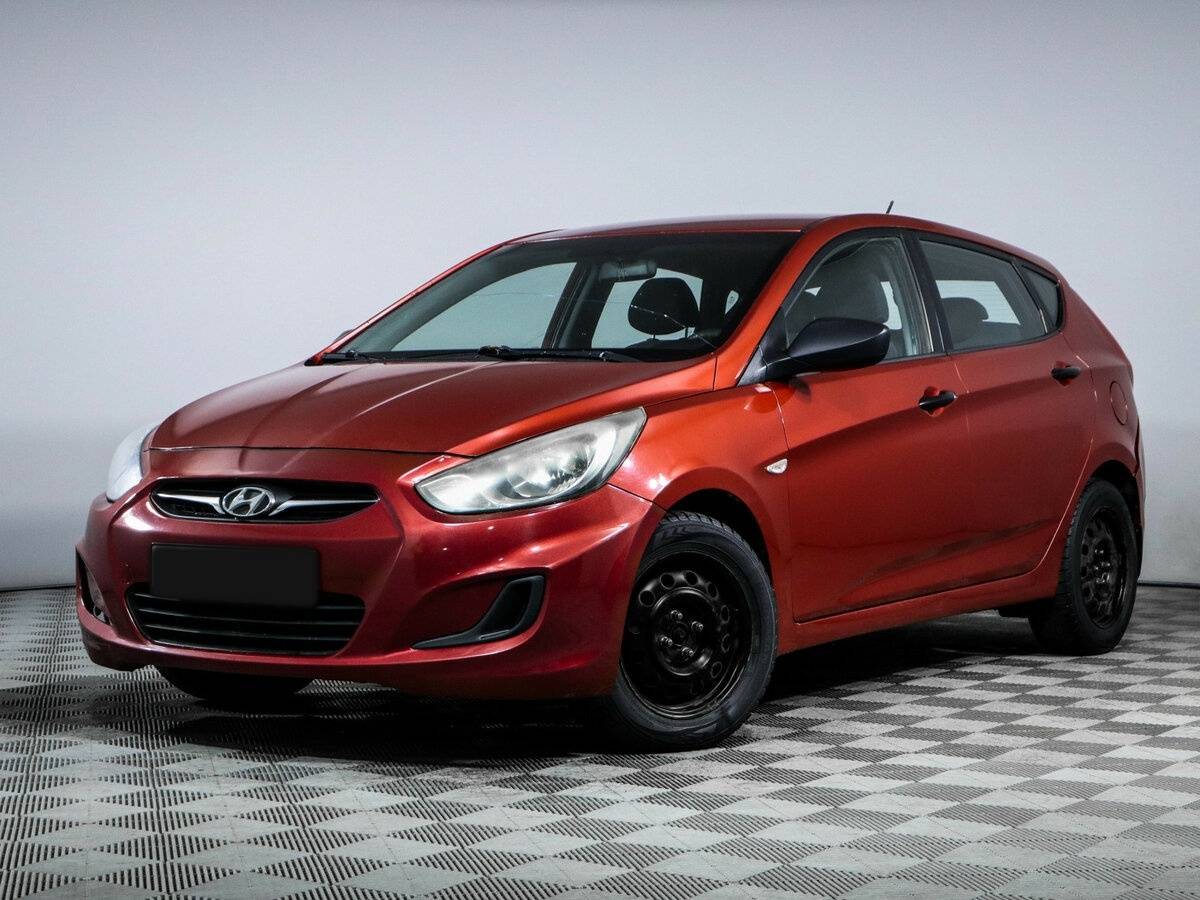 Hyundai Solaris б/у, 2013, Механическая. Посмотреть фото