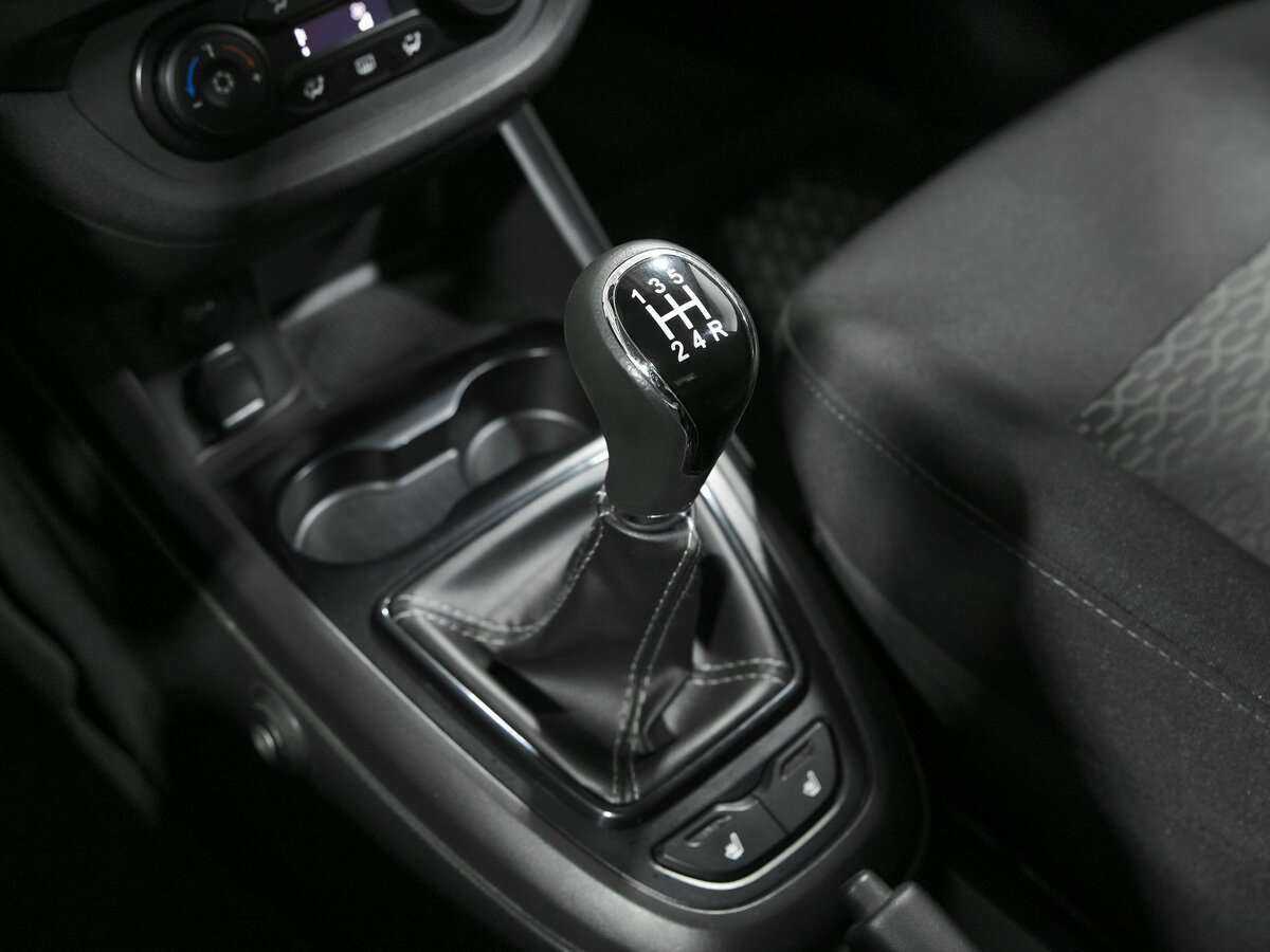 Lada (ВАЗ) Vesta б/у, 2018, Механическая. Фото: #11