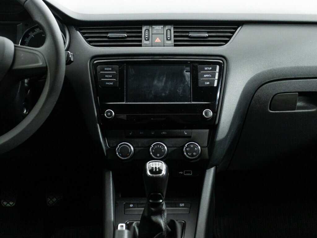 Skoda Octavia б/у, 2018, Механическая. Фото: #13