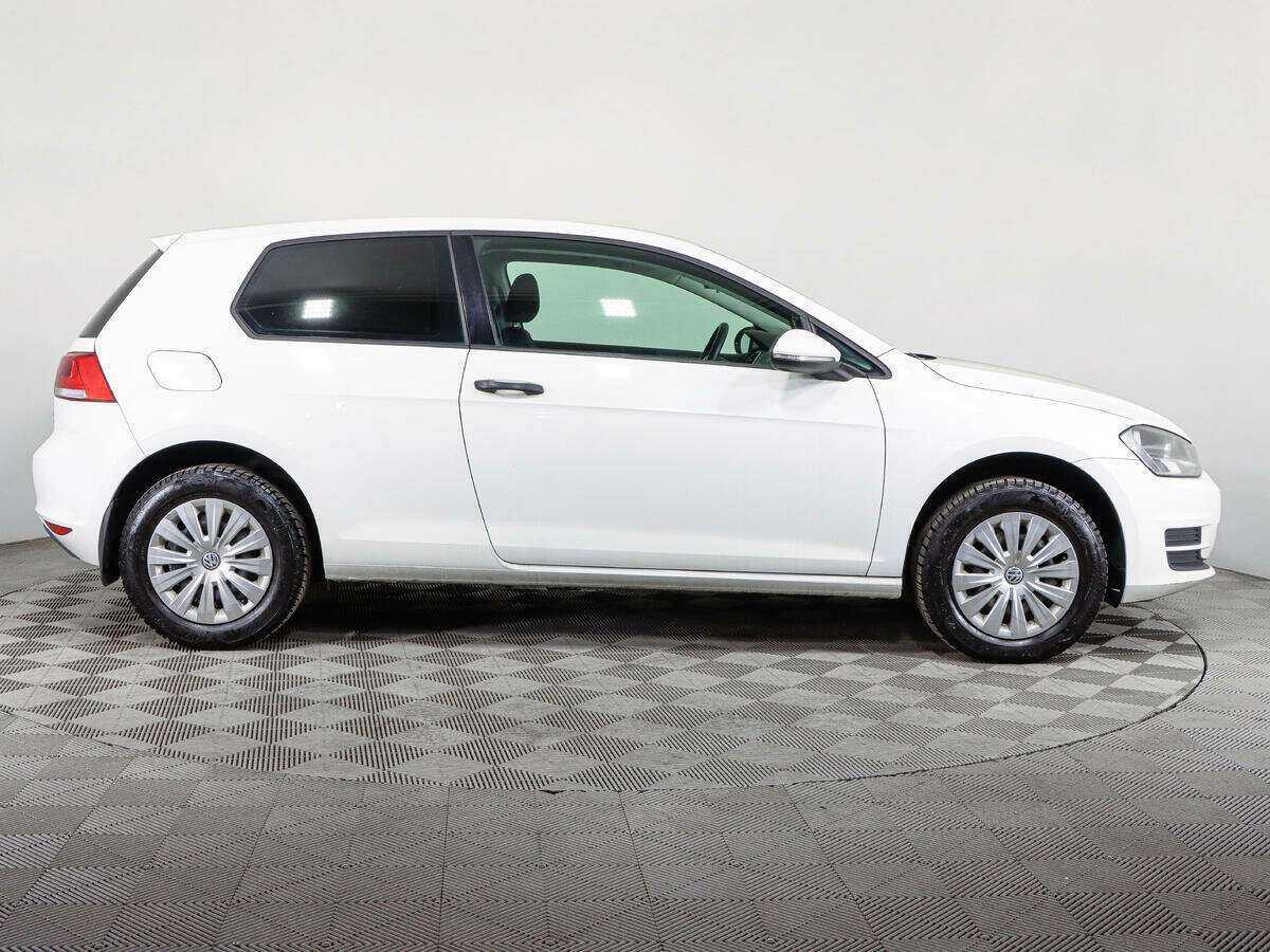 Volkswagen Golf б/у, 2013, Механическая. Фото: #3