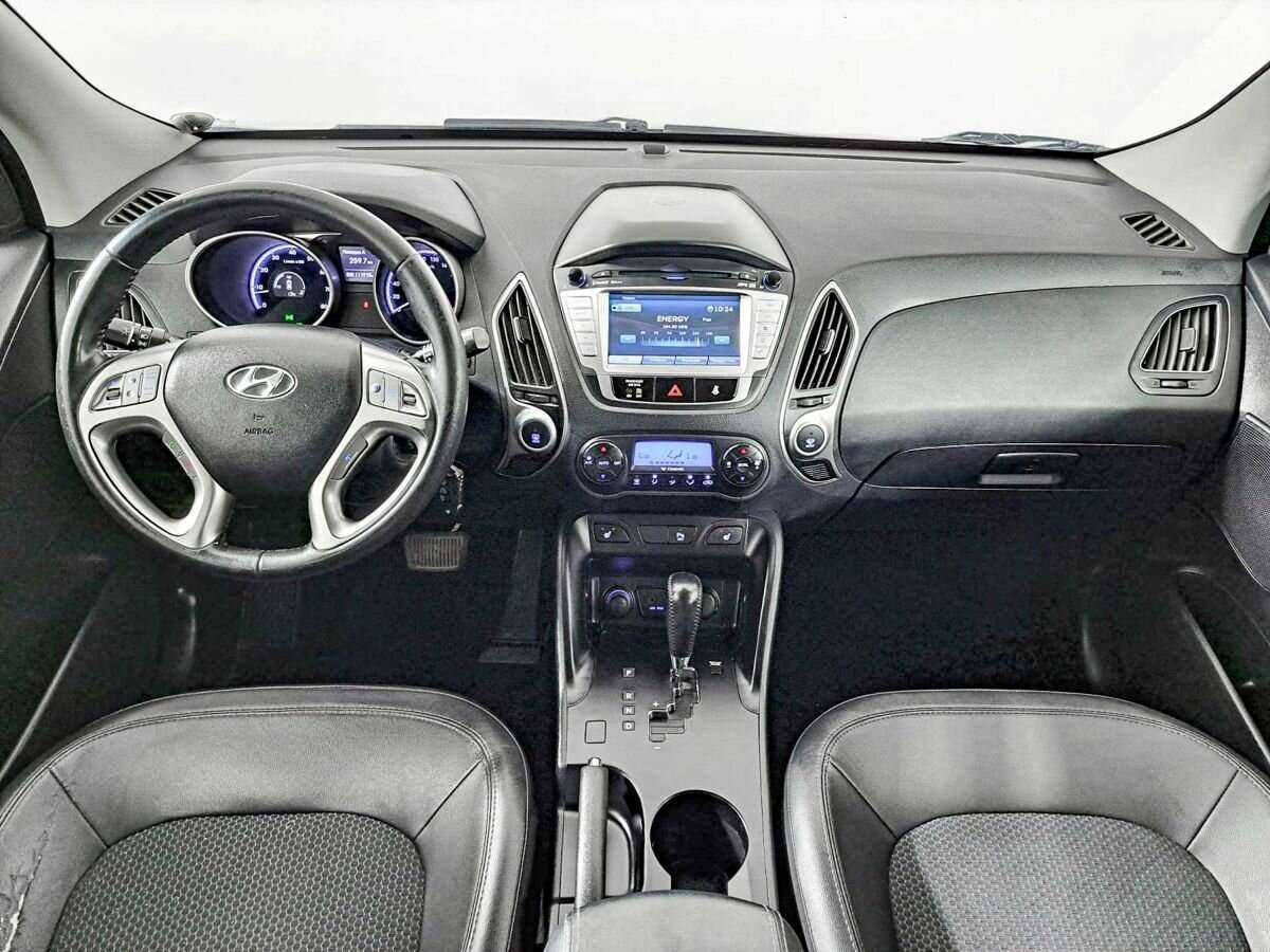 Hyundai ix35 б/у, 2012, Автоматическая. Фото: #11