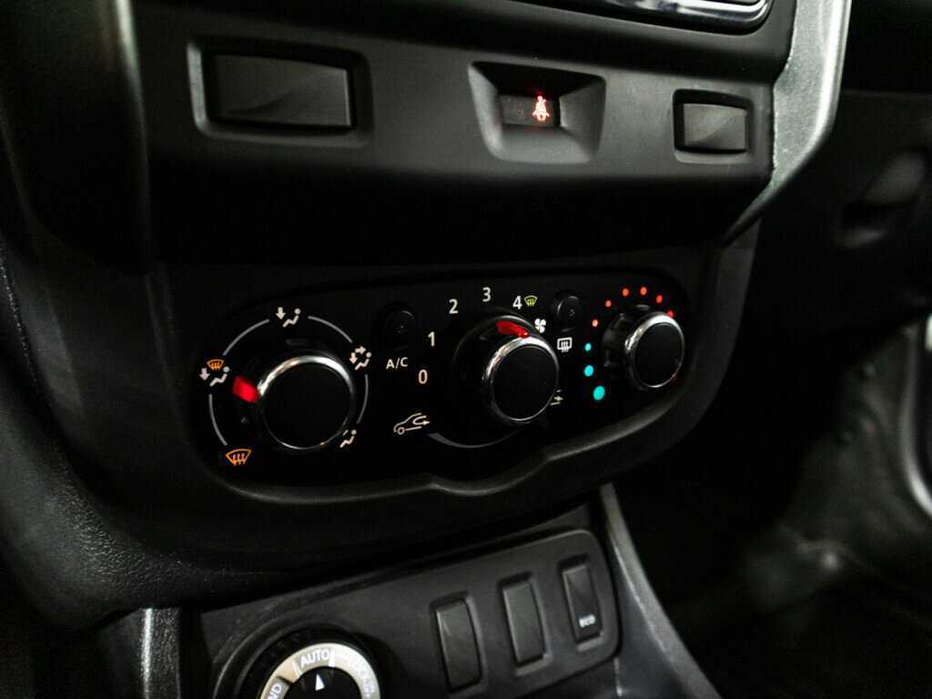 Renault Duster б/у, 2017, Автоматическая. Фото: #14