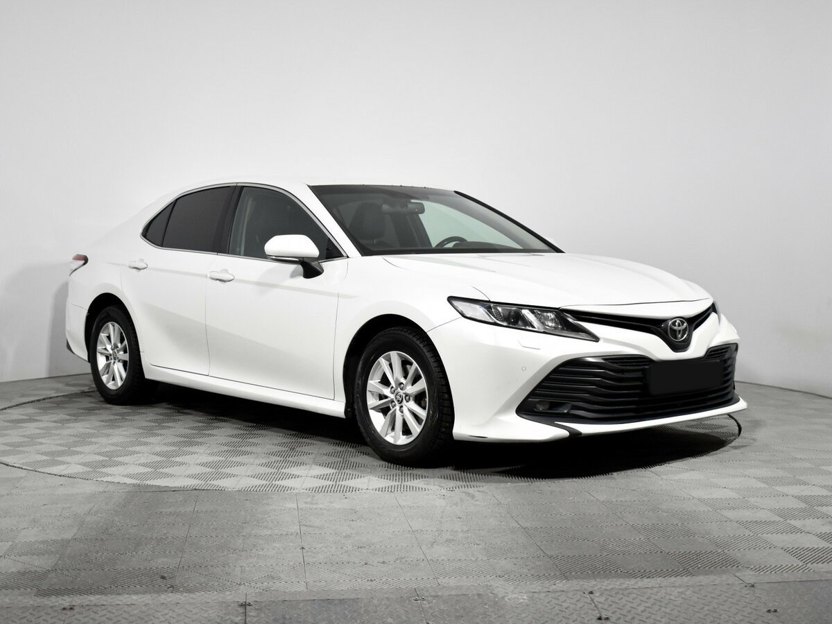 Toyota Camry б/у, 2020, Автоматическая. Фото: #2