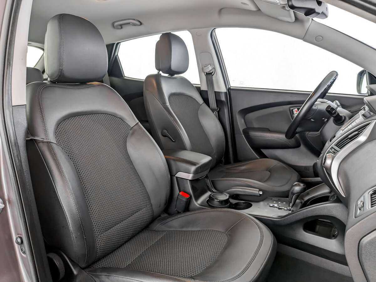 Hyundai ix35 б/у, 2012, Автоматическая. Фото: #16