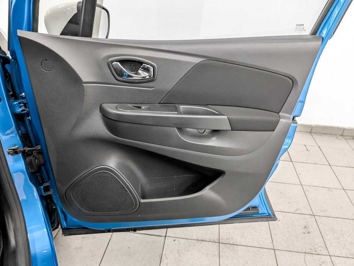 Renault Kaptur б/у, 2016, Механическая. Фото: #21