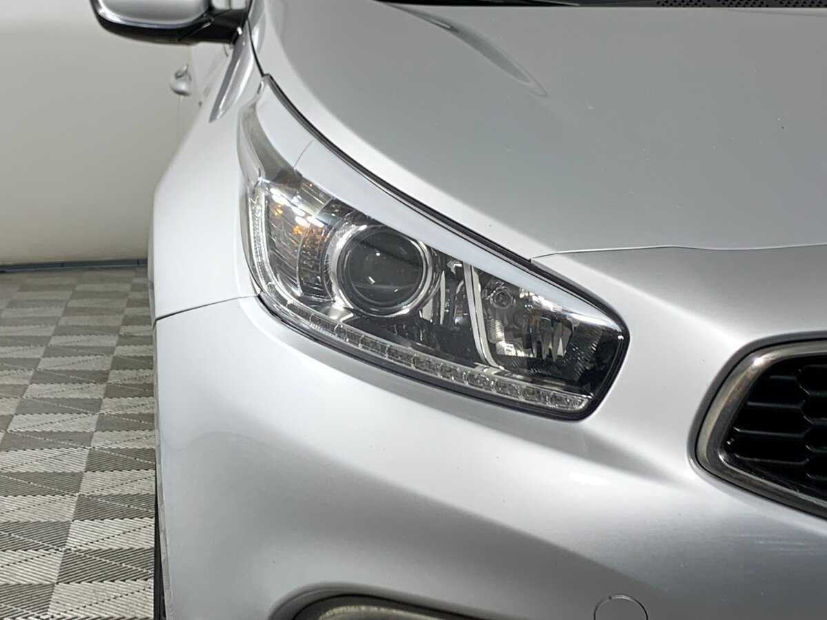 Kia Ceed б/у, 2013, Автоматическая. Фото: #9