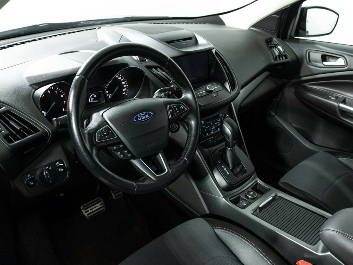 Ford Kuga б/у, 2017, Автоматическая. Фото: #10