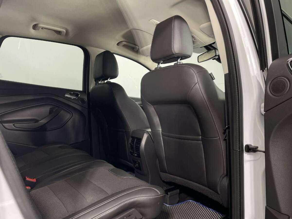 Ford Kuga б/у, 2015, Автоматическая. Фото: #14