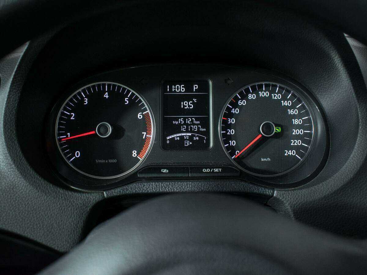 Volkswagen Polo б/у, 2012, Роботизированная. Фото: #10