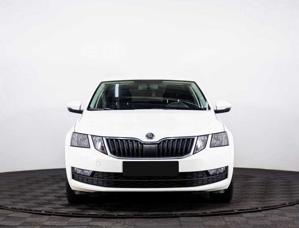 Skoda Octavia б/у, 2019, Механическая. Фото: #1