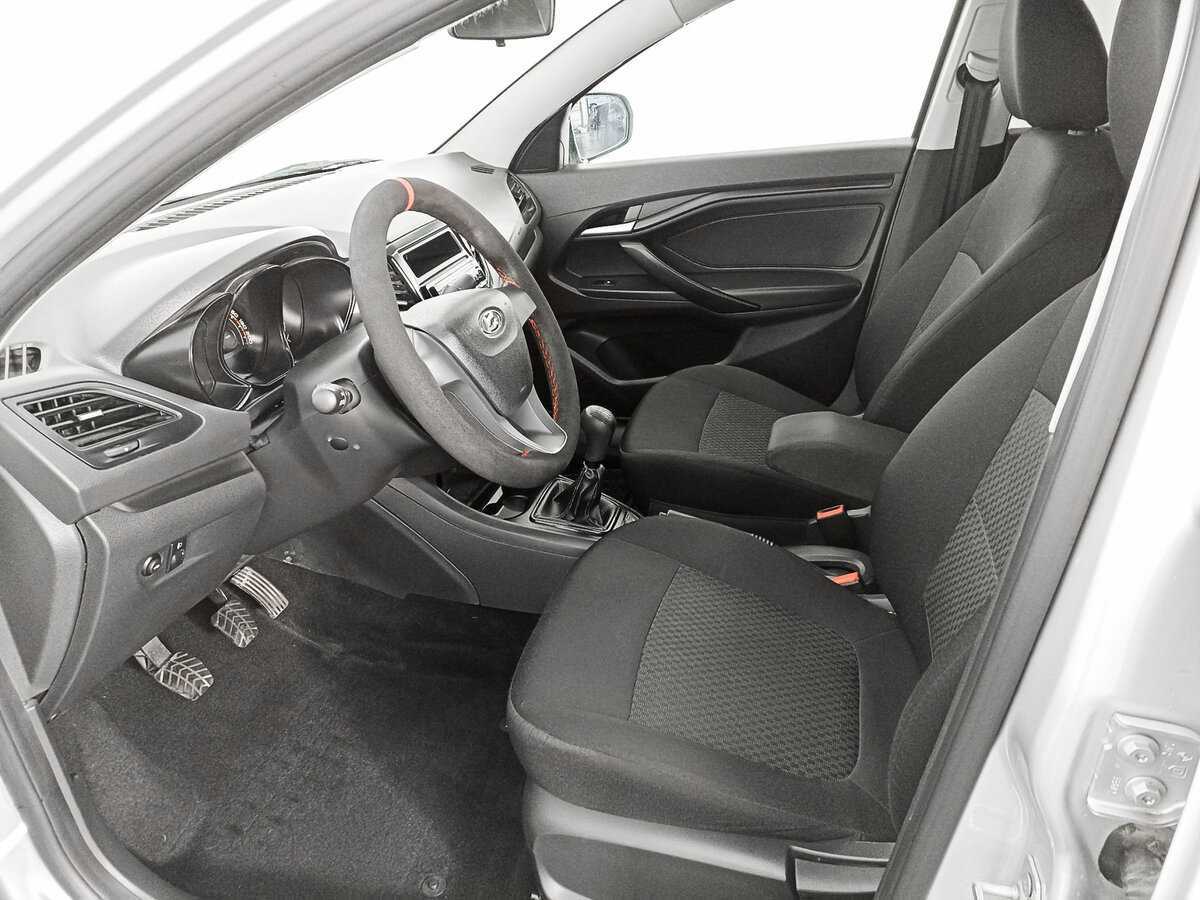 Lada (ВАЗ) Vesta б/у, 2018, Механическая. Фото: #13