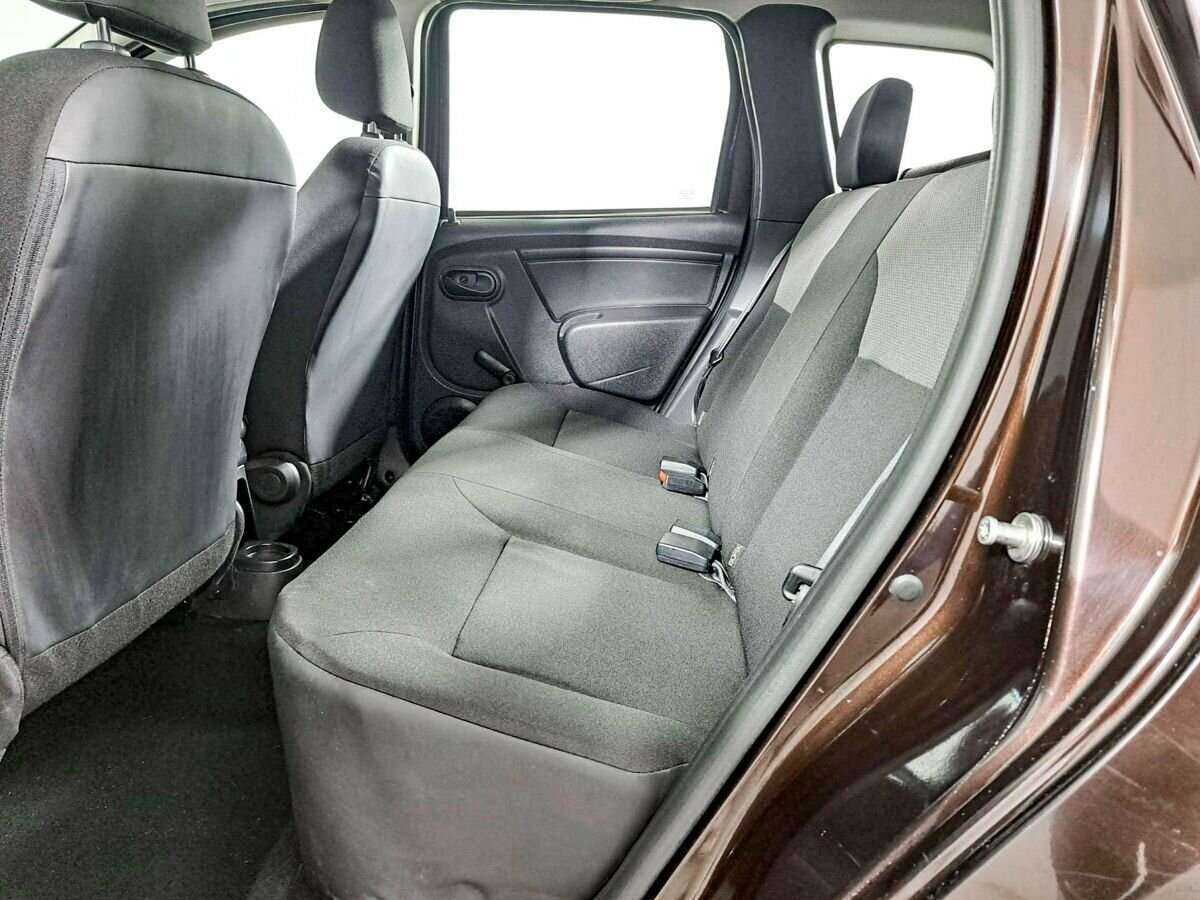 Renault Duster б/у, 2017, Механическая. Фото: #9