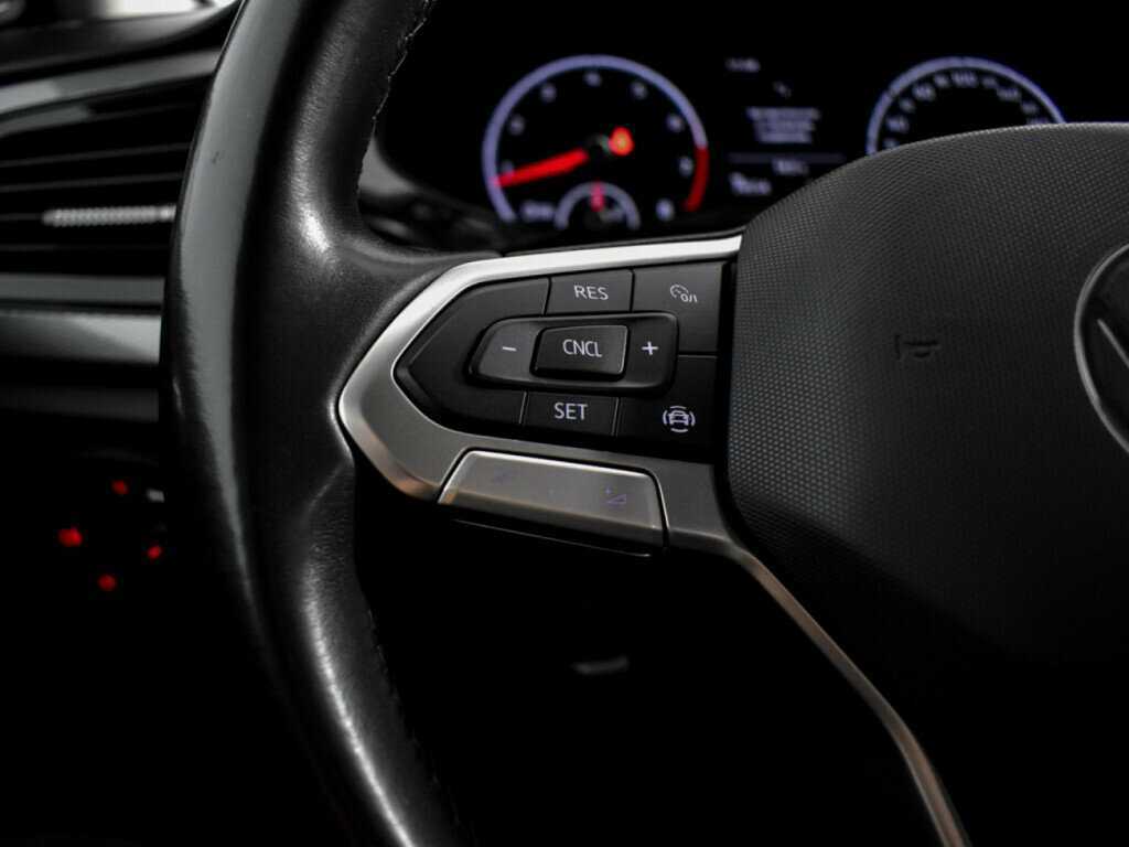 Volkswagen Polo б/у, 2021, Механическая. Фото: #13