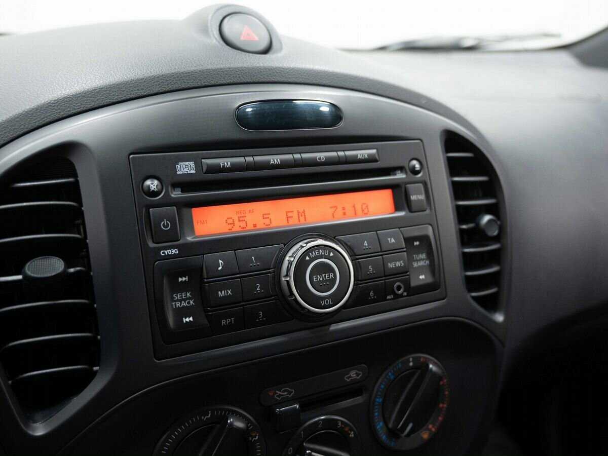 Nissan Juke б/у, 2012, Механическая. Фото: #16