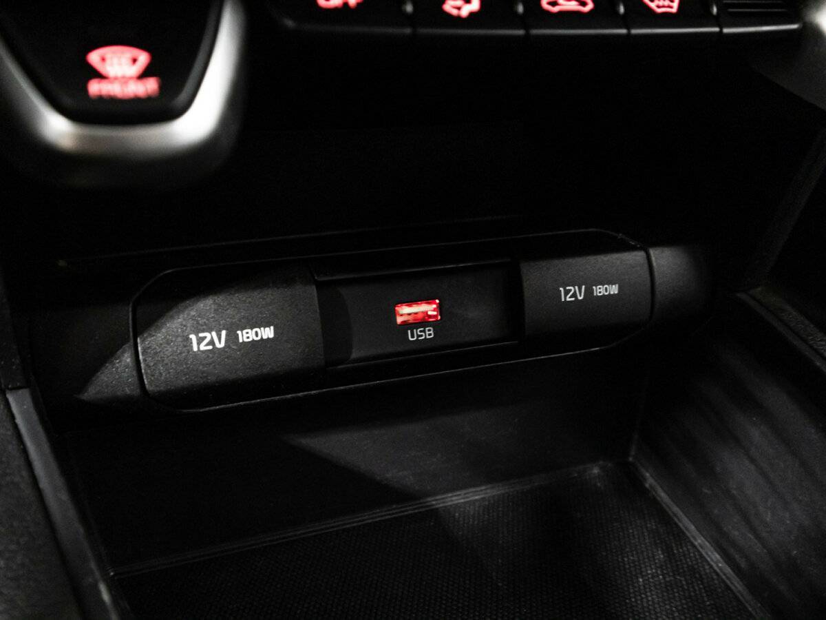 Kia Rio б/у, 2020, Автоматическая. Фото: #19