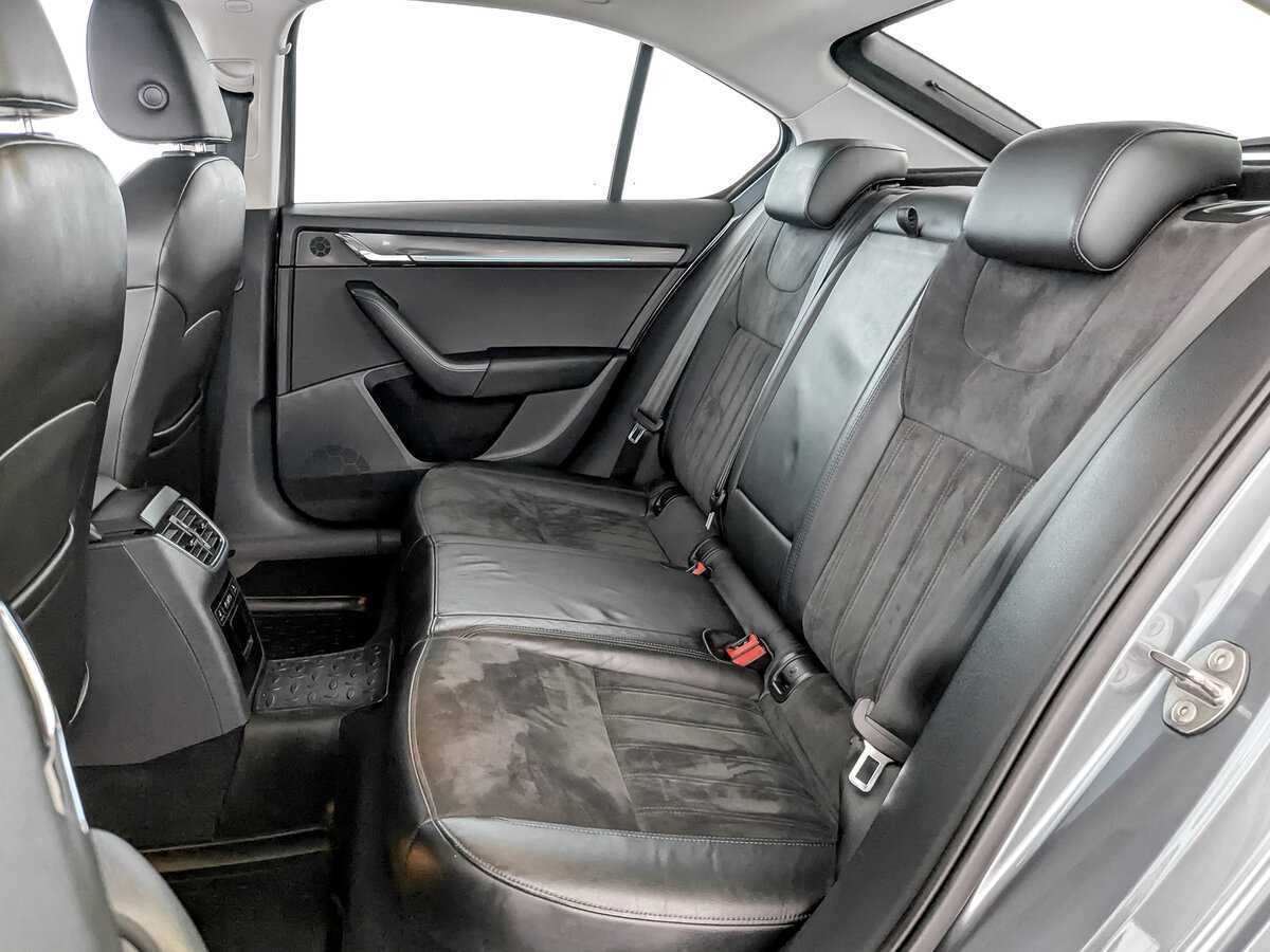 Skoda Octavia б/у, 2017, Механическая. Фото: #11