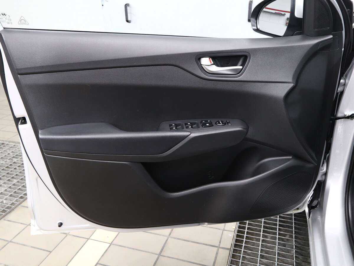 Hyundai Solaris б/у, 2021, Автоматическая. Фото: #11