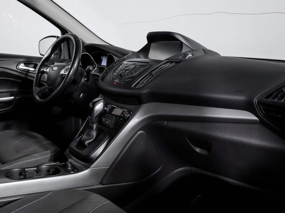 Ford Kuga б/у, 2014, Автоматическая. Фото: #6