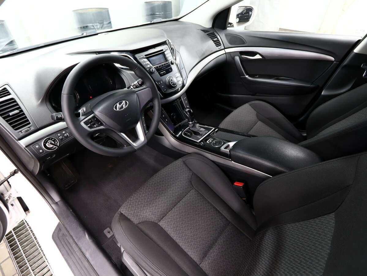 Hyundai i40 б/у, 2014, Автоматическая. Фото: #6