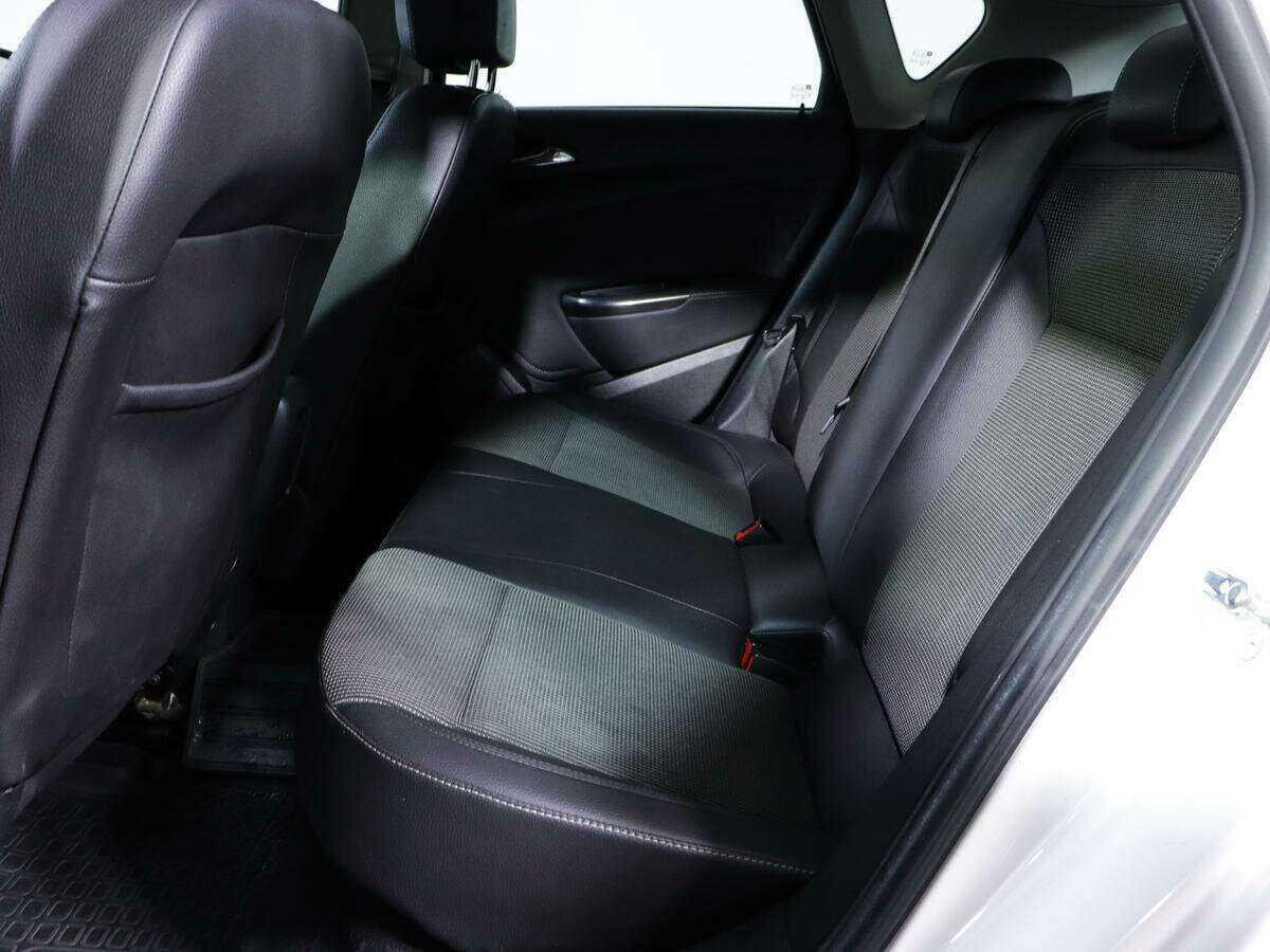 Opel Astra б/у, 2012, Автоматическая. Фото: #9