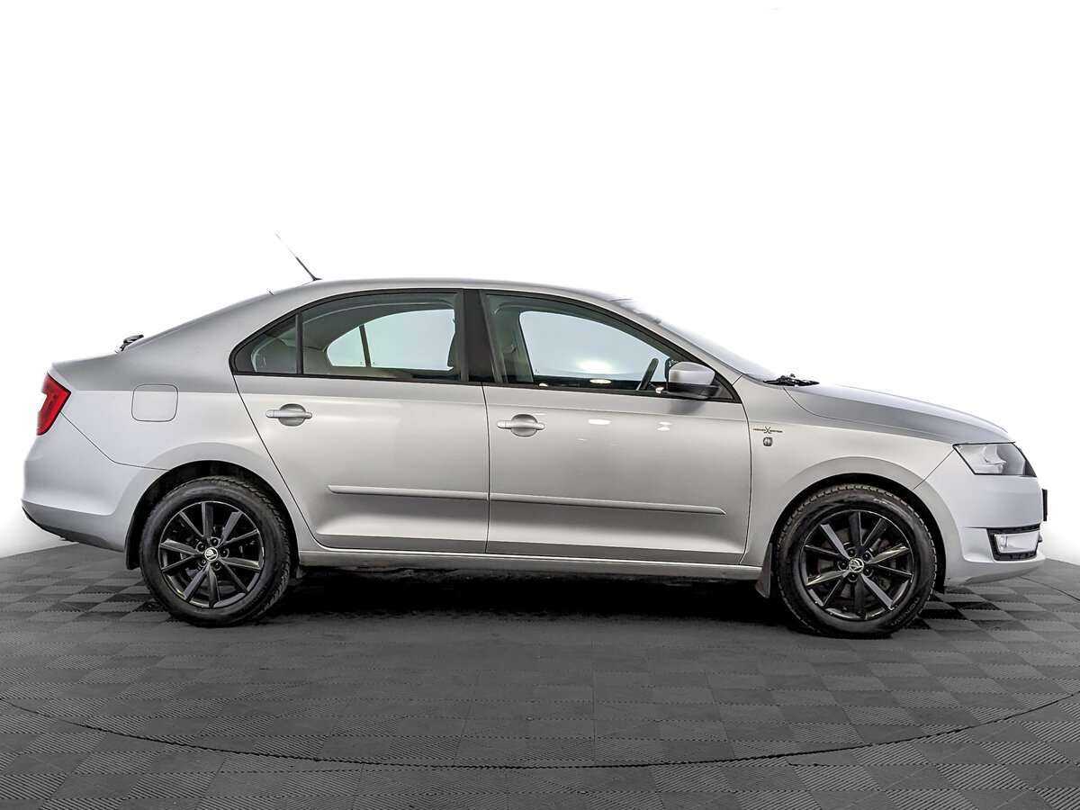 Skoda Rapid б/у, 2016, Автоматическая. Фото: #2