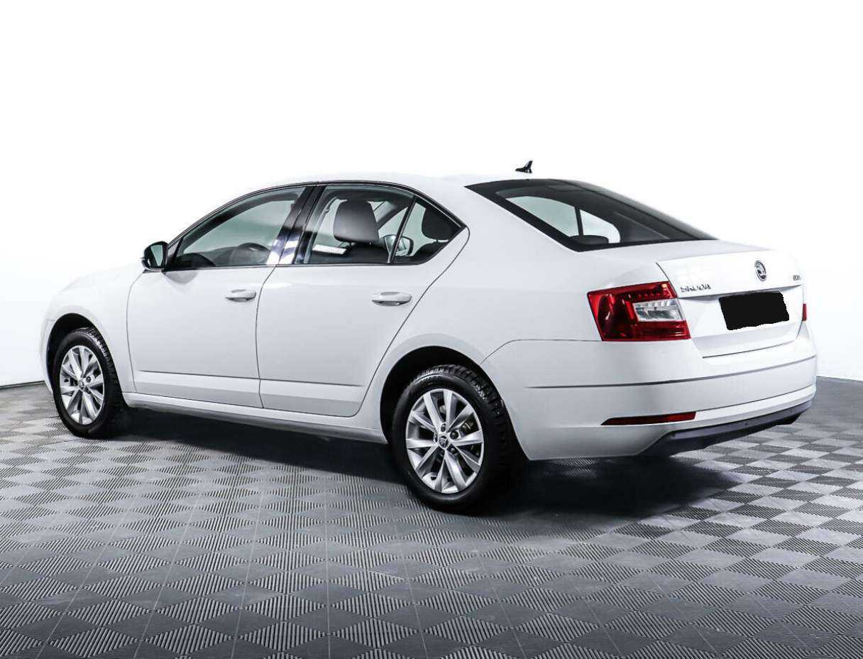 Skoda Octavia б/у, 2018, Автоматическая. Фото: #6