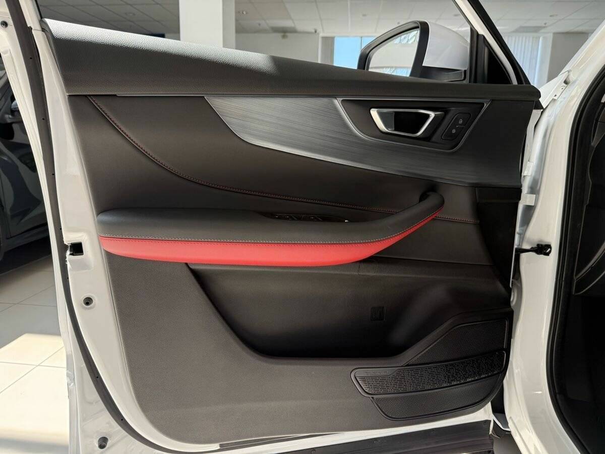 Chery Tiggo 4 Pro б/у, 2022, Вариатор. Фото: #9