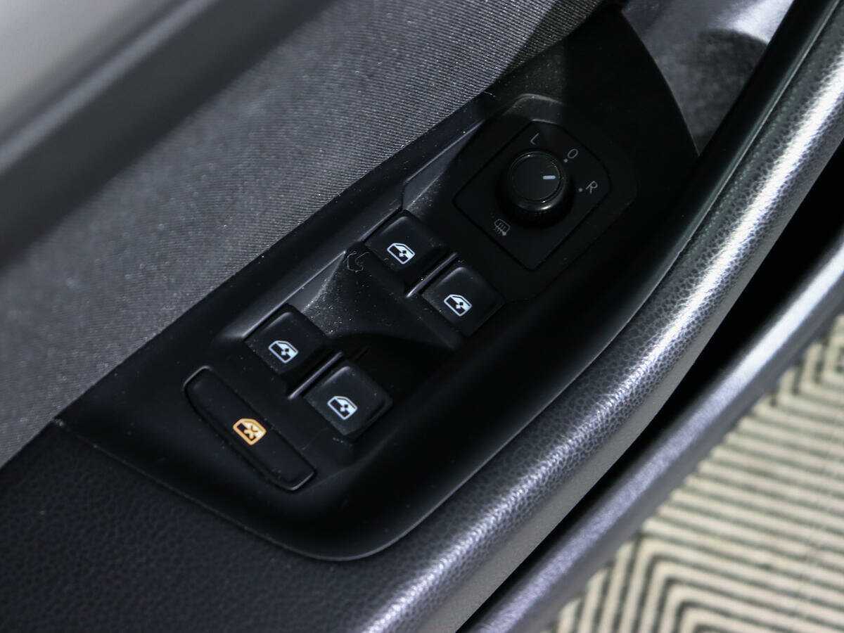 Volkswagen Passat б/у, 2016, Роботизированная. Фото: #12