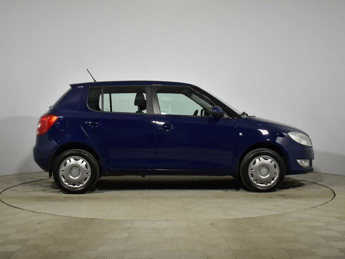 Skoda Fabia б/у, 2012, Механическая. Фото: #3