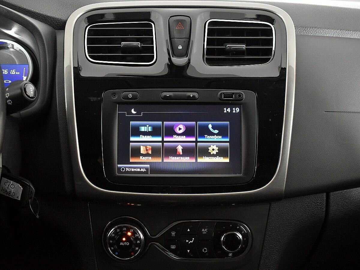 Renault Sandero б/у, 2017, Автоматическая. Фото: #12