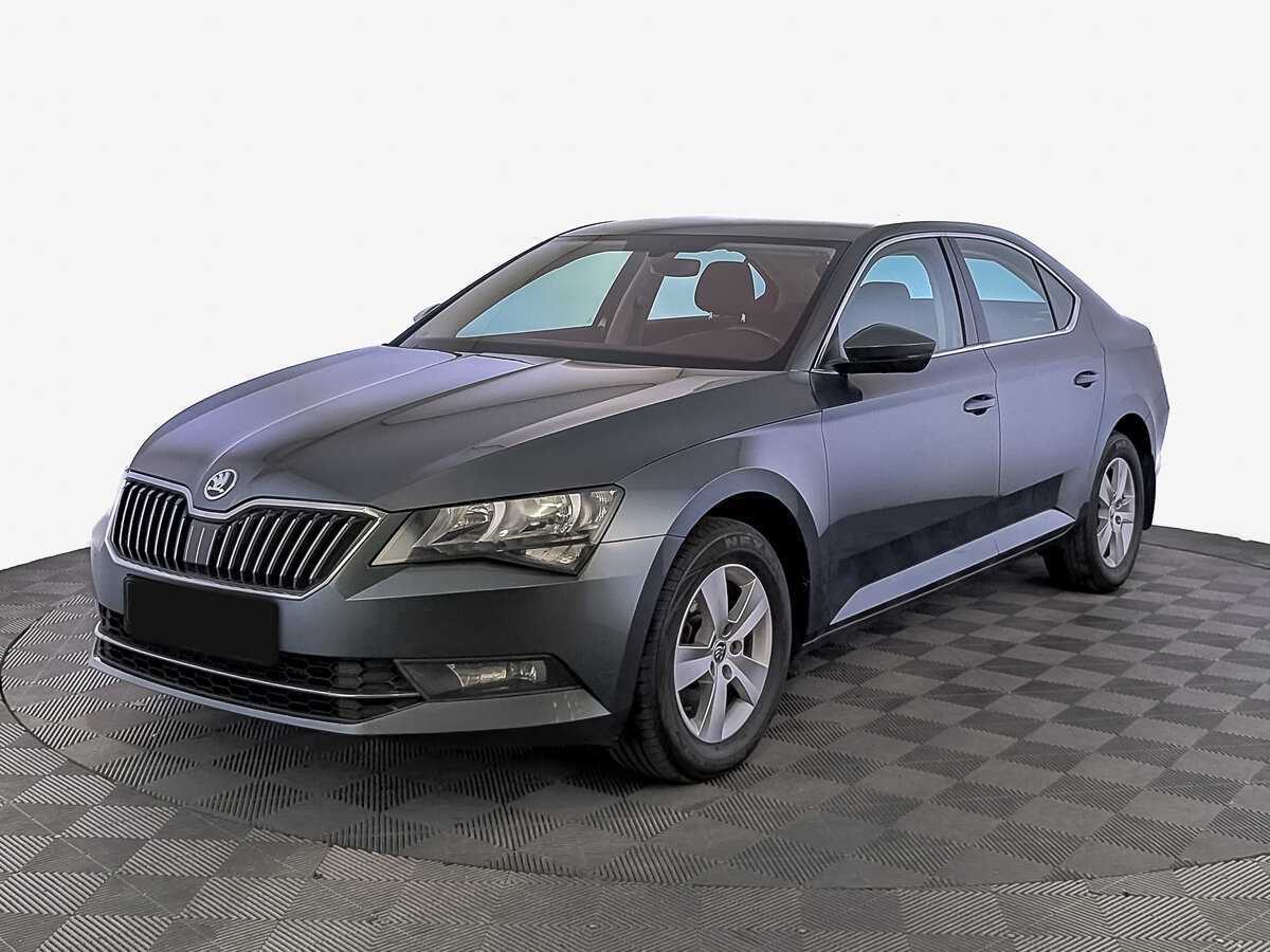 Skoda Superb б/у, 2019, Роботизированная. Фото: #0