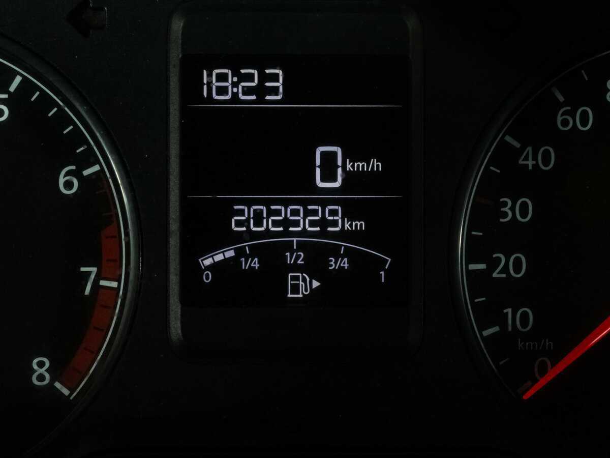 Volkswagen Polo б/у, 2017, Механическая. Фото: #12