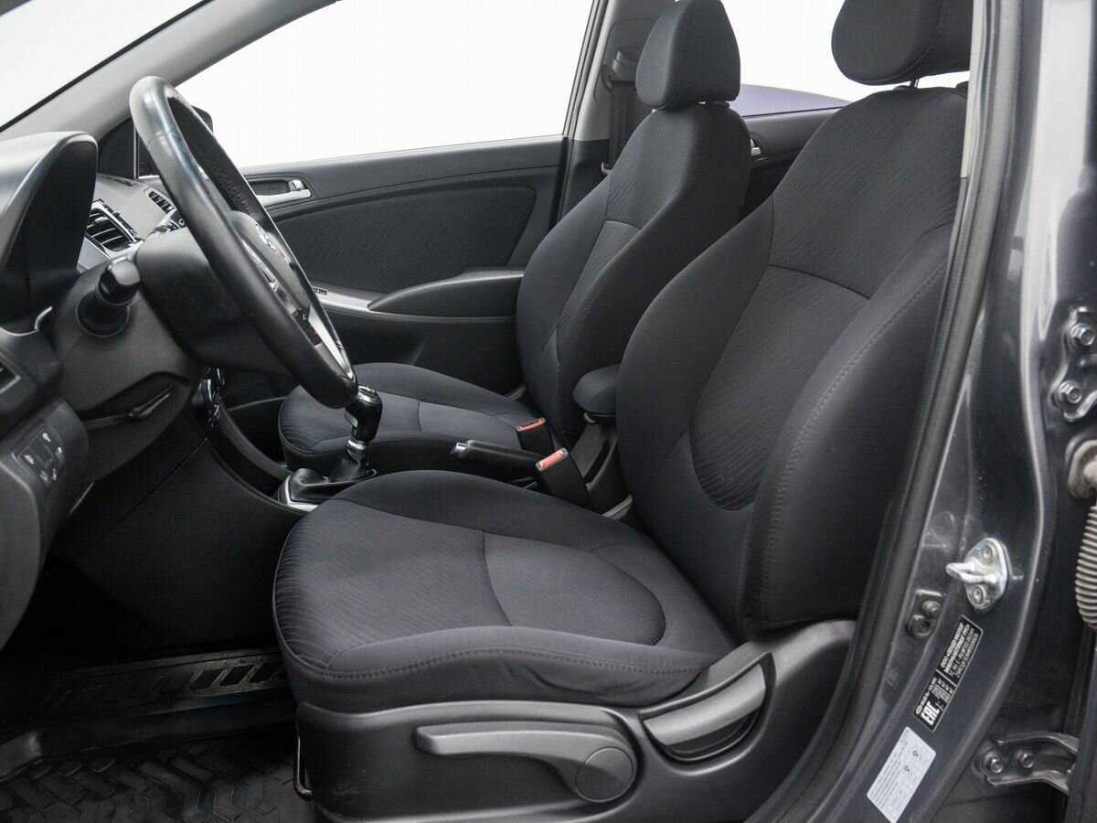 Hyundai Solaris б/у, 2016, Механическая. Фото: #14