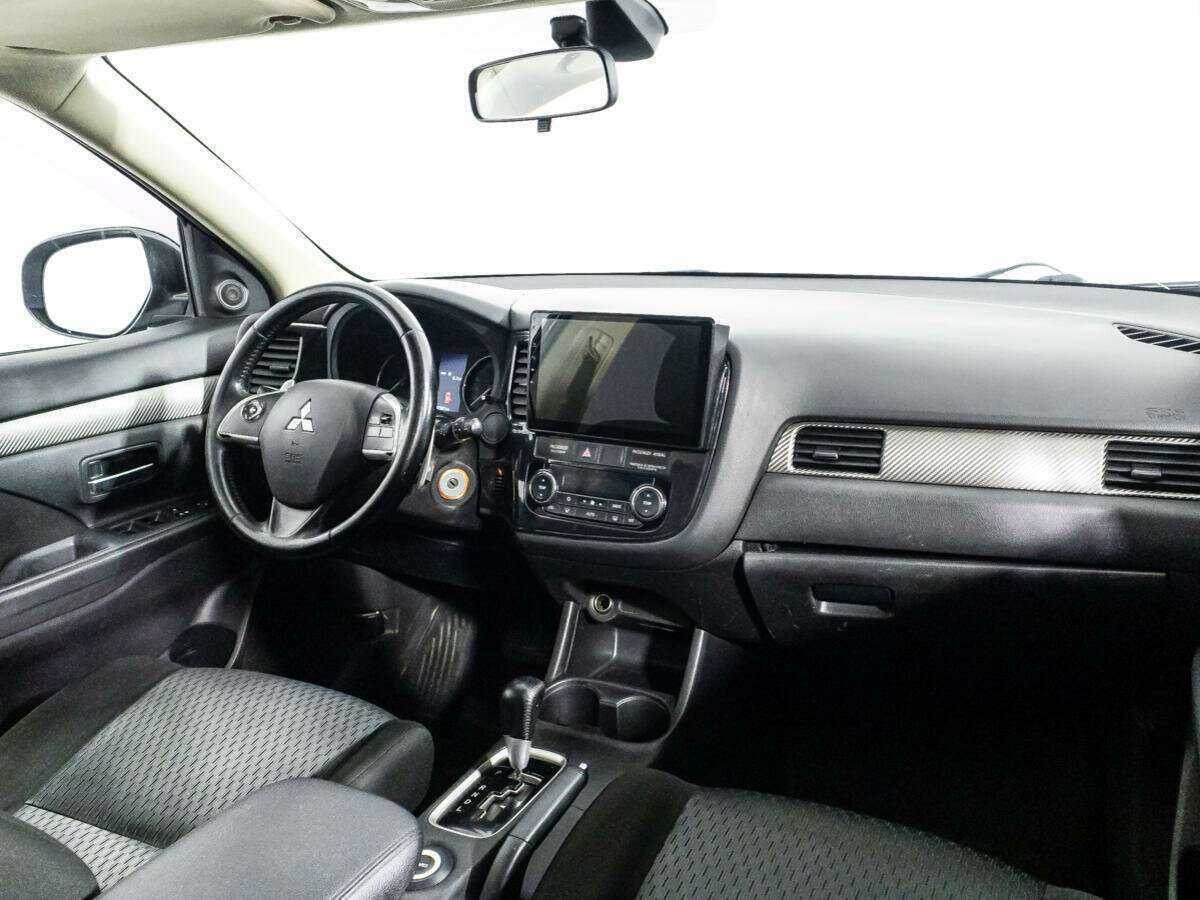 Mitsubishi Outlander б/у, 2013, Вариатор. Фото: #8