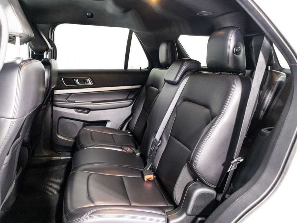 Ford Explorer б/у, 2019, Автоматическая. Фото: #7