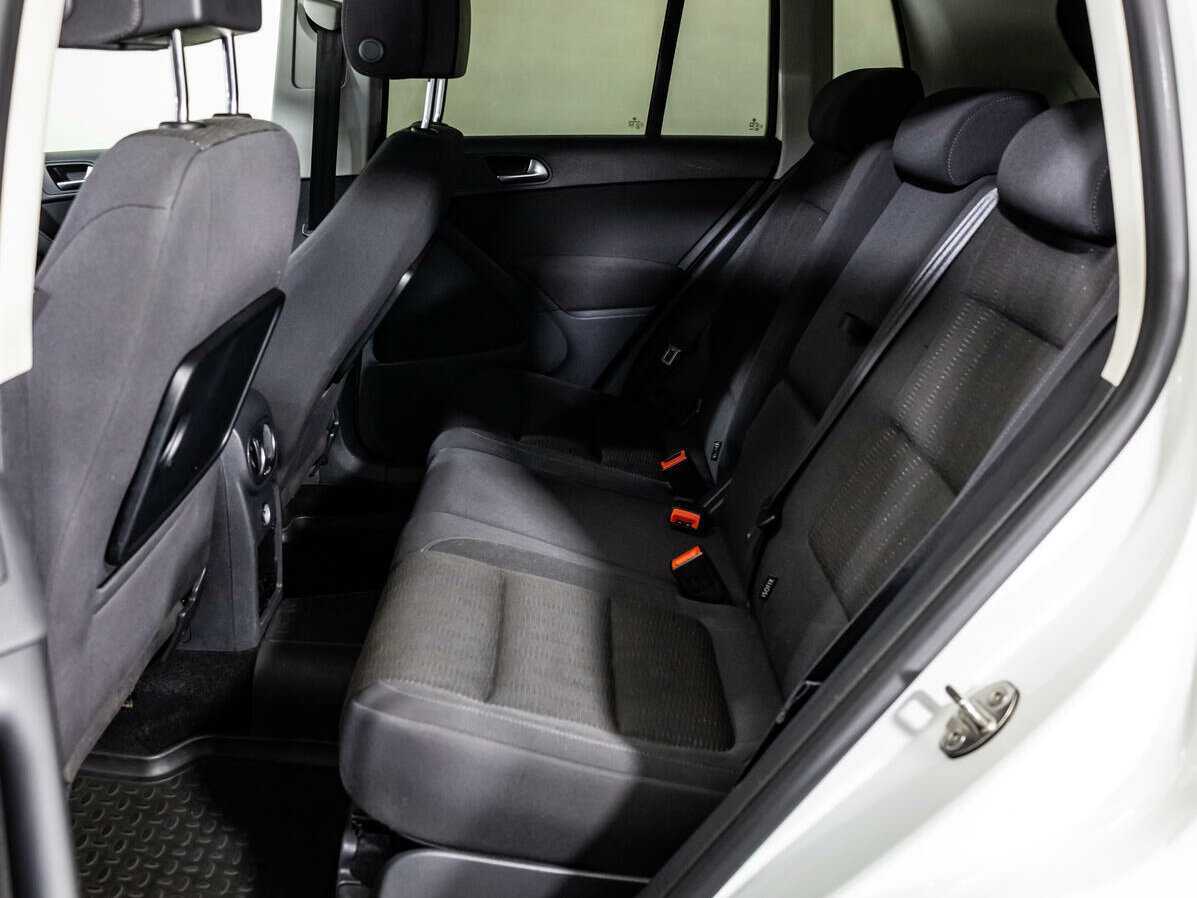 Volkswagen Tiguan б/у, 2013, Роботизированная. Фото: #7