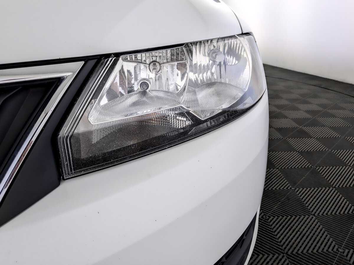 Skoda Rapid б/у, 2017, Механическая. Фото: #16