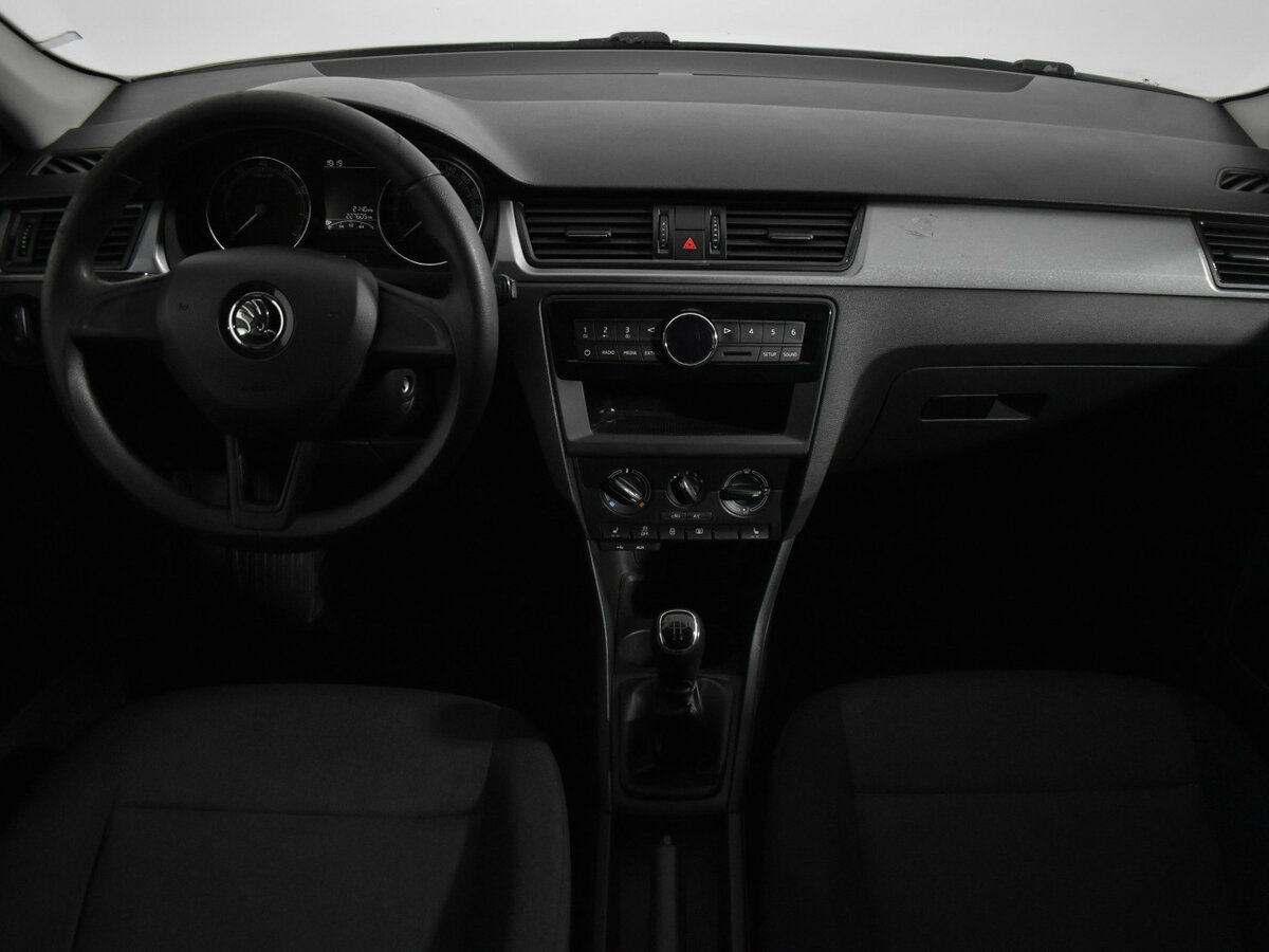 Skoda Rapid б/у, 2017, Механическая. Фото: #11