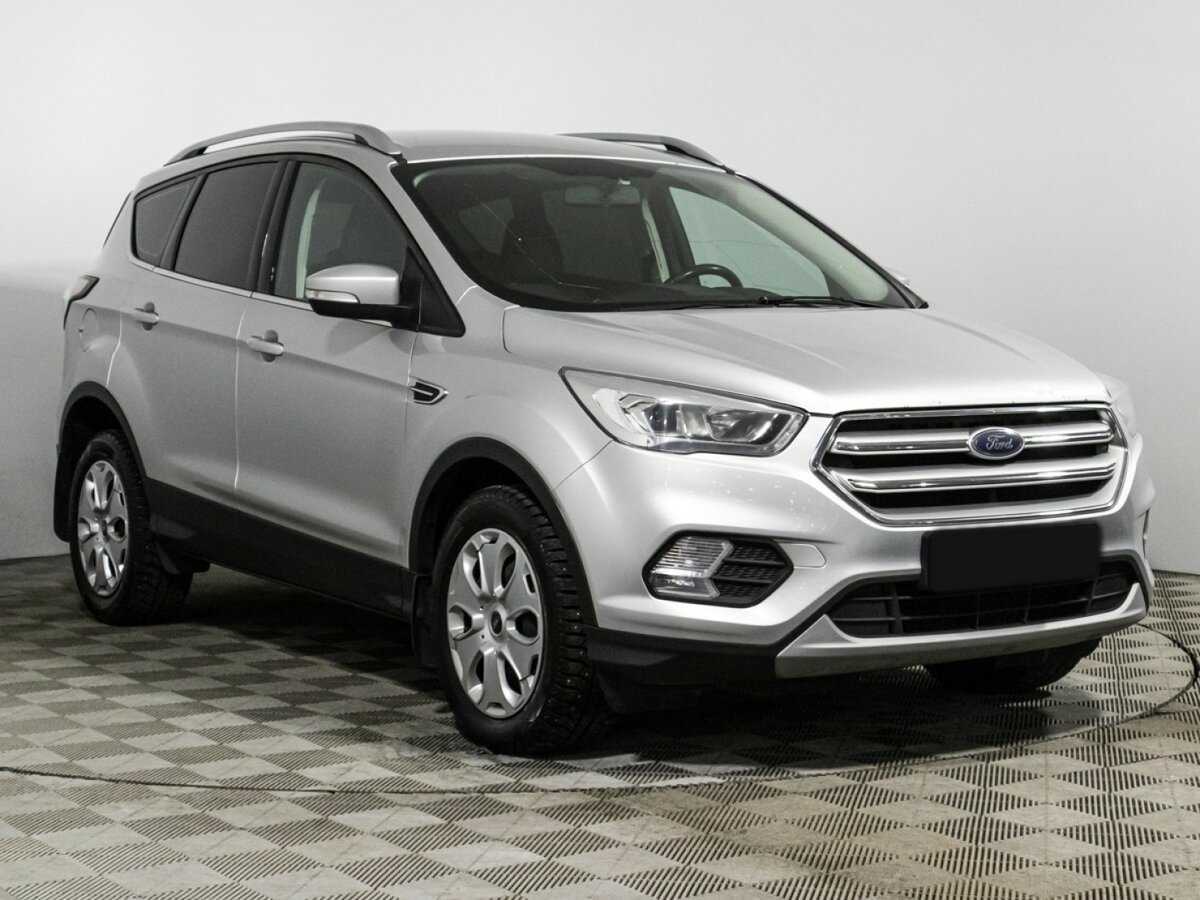 Ford Kuga б/у, 2017, Автоматическая. Фото: #2