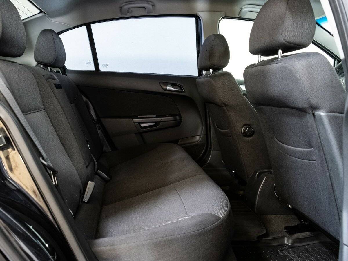 Opel Astra б/у, 2014, Автоматическая. Фото: #13