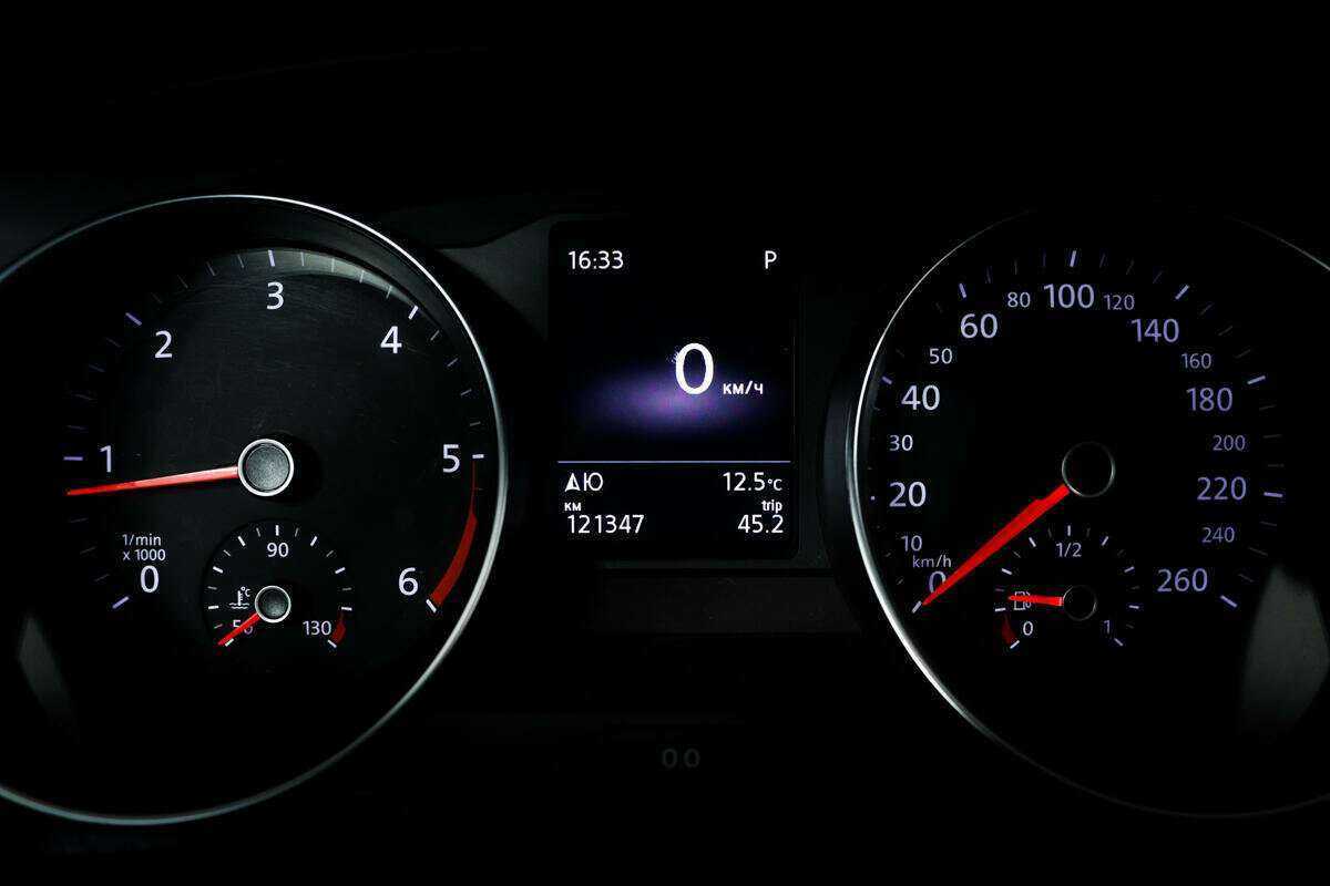 Volkswagen Passat б/у, 2019, Роботизированная. Фото: #9