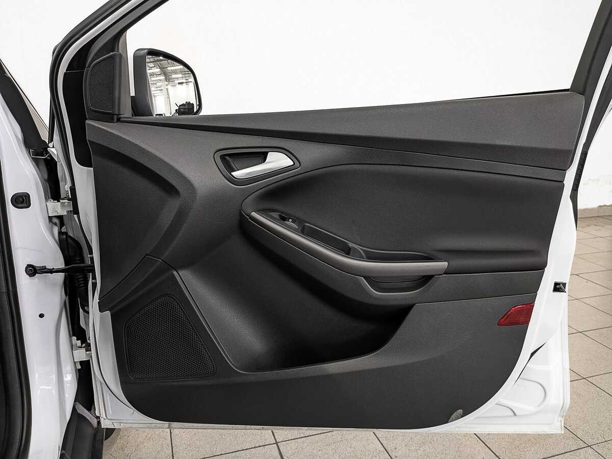 Ford Focus б/у, 2017, Механическая. Фото: #22