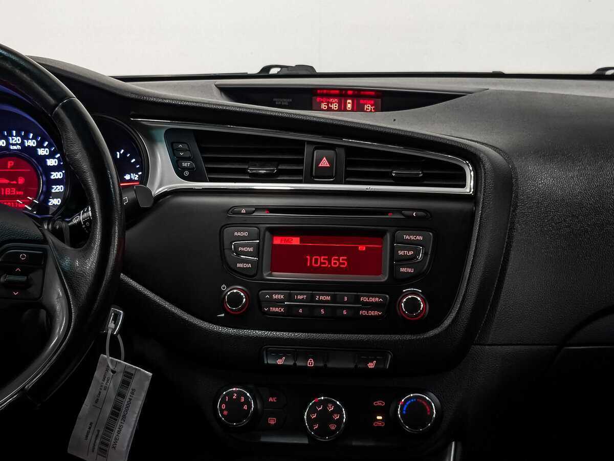 Kia Ceed б/у, 2016, Автоматическая. Фото: #16