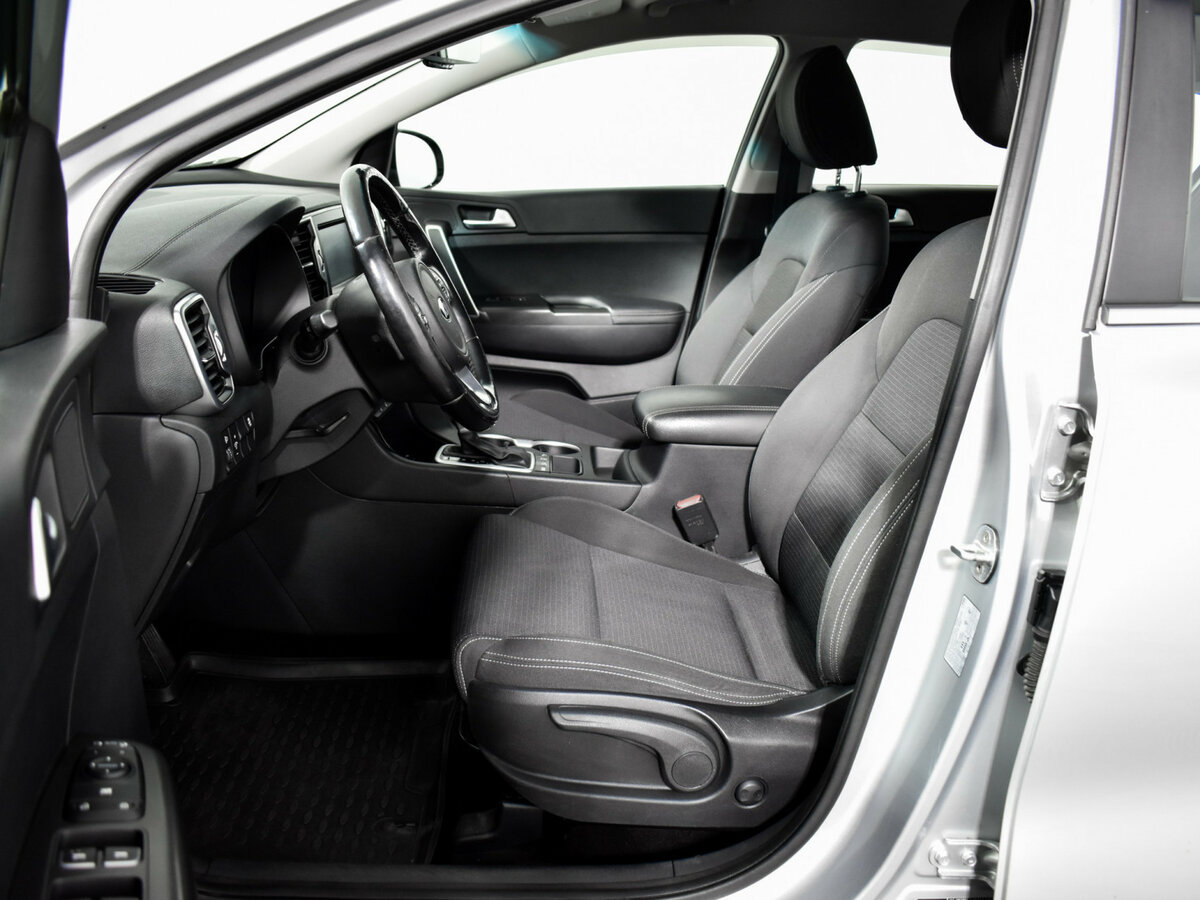 Kia Sportage б/у, 2017, Автоматическая. Фото: #9