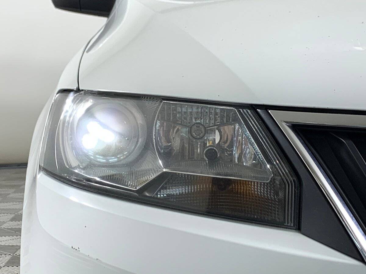 Skoda Rapid б/у, 2015, Роботизированная. Фото: #9