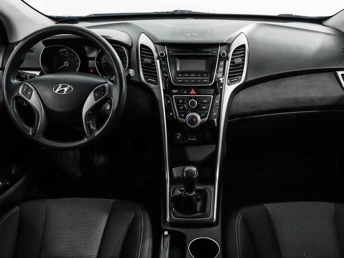 Hyundai i30 б/у, 2013, Механическая. Фото: #11