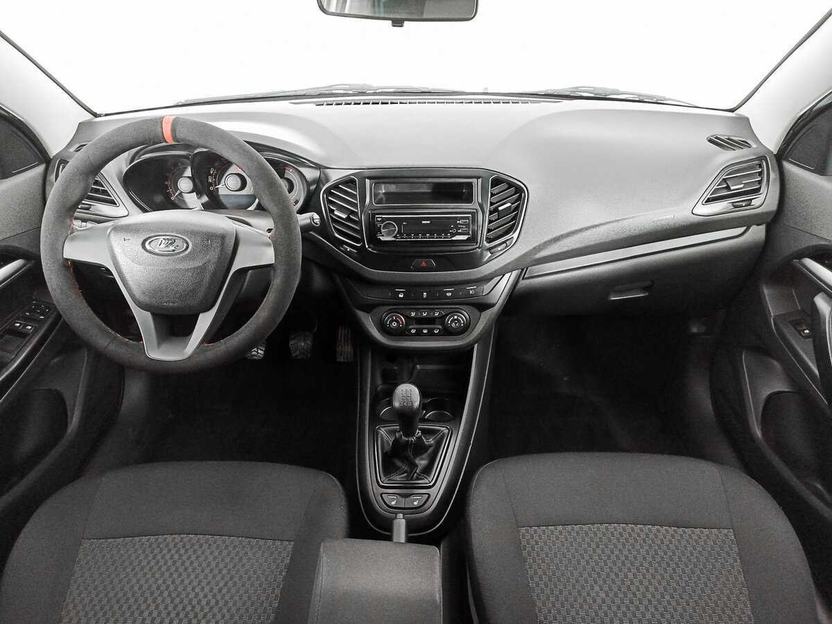 Lada (ВАЗ) Vesta б/у, 2018, Механическая. Фото: #11